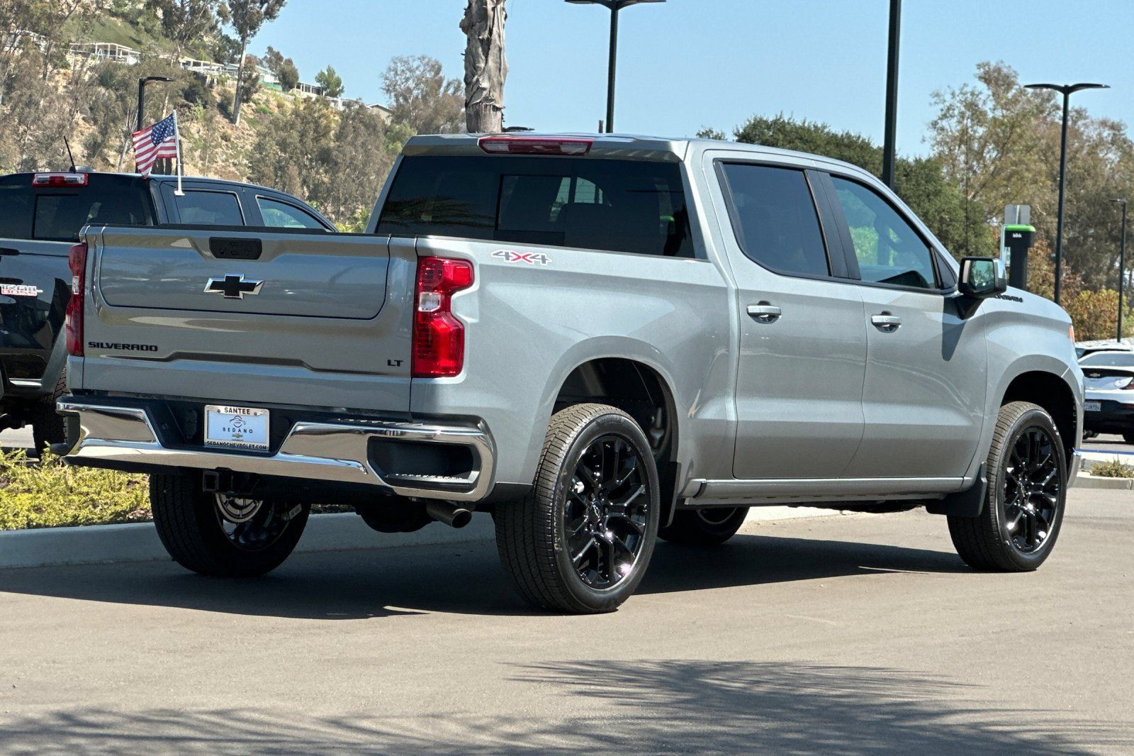 New 2026 Chevrolet Silverado 1500 LT w/ Leather Package AWD/4WD image 4