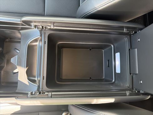 Used 2025 Hyundai Santa Fe SEL FWD image 22
