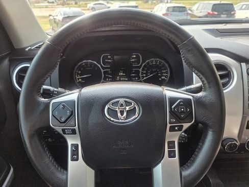 Used 2021 Toyota Tundra SR5 w/ SR5 Leather Package AWD/4WD image 25