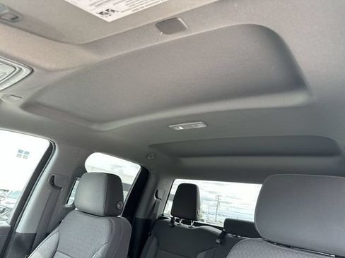 Used 2020 GMC Sierra 1500 Elevation w/ Elevation Value Package AWD/4WD image 18