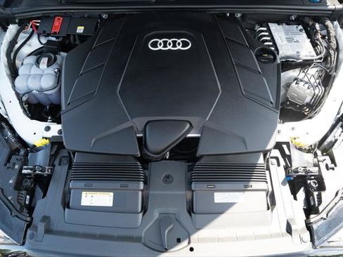 Certified 2025 Audi Q7 3.0T Premium Plus w/ Premium Plus Package AWD/4WD image 35