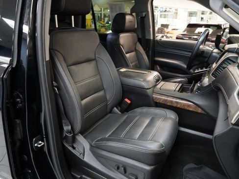 Used 2018 GMC Yukon Denali w/ Denali Ultimate Package image 29