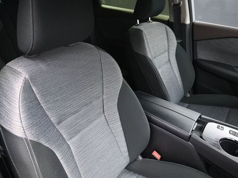 Used 2023 Nissan Rogue SV image 36