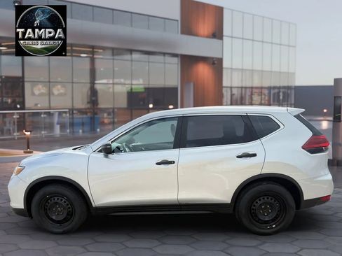 Used 2018 Nissan Rogue S FWD image 8