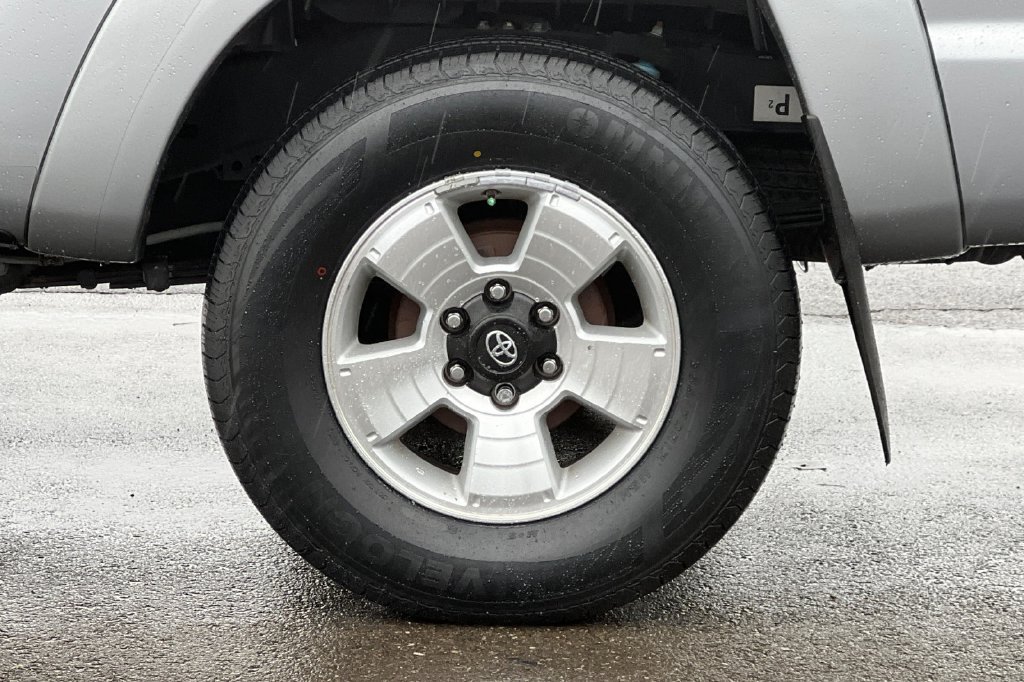 Used 2014 Toyota Tacoma PreRunner w/ TRD Sport Package RWD image 27