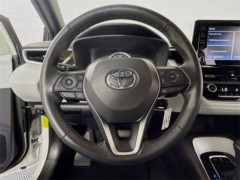 Used 2020 Toyota Corolla SE image 11