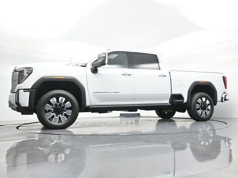 Used 2026 GMC Sierra 3500 Denali w/ Denali Reserve Package AWD/4WD image 47