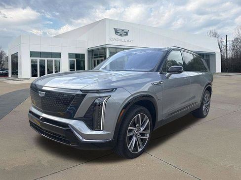 New 2026 Cadillac Vistiq Sport w/ LPO, Floor Liner Package image 7