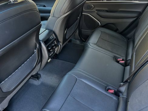 New 2023 Jeep Grand Cherokee Trailhawk w/ Advanced Protech Group II image 11