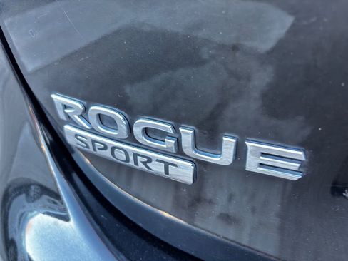 Used 2022 Nissan Rogue Sport SL w/ Premium Package image 39