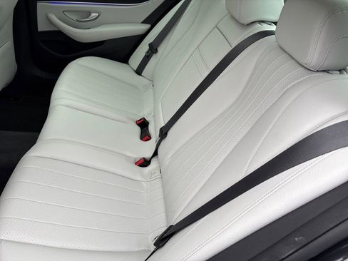 Used 2021 Mercedes-Benz E 450 4MATIC Sedan image 10