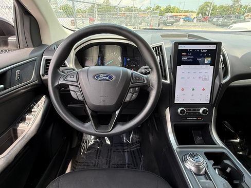 Used 2023 Ford Edge SE w/ Black Appearance Package AWD/4WD image 15