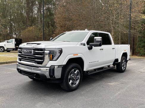 Used 2025 GMC Sierra 2500 SLT image 5