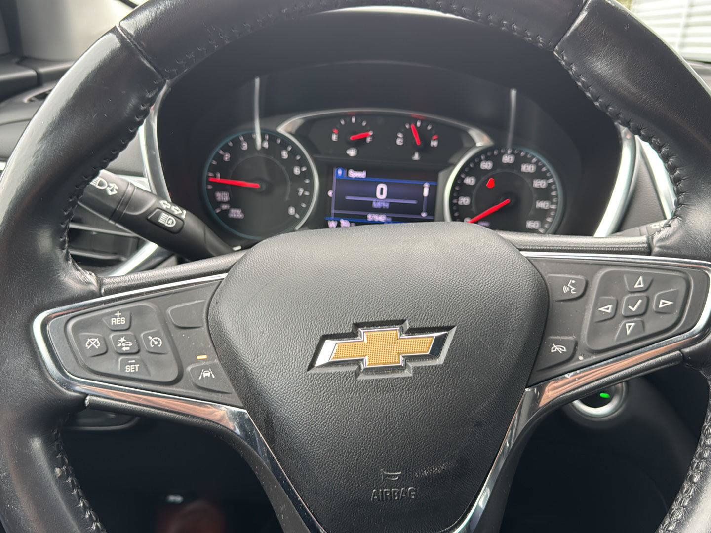 Used 2021 Chevrolet Equinox LT FWD image 25