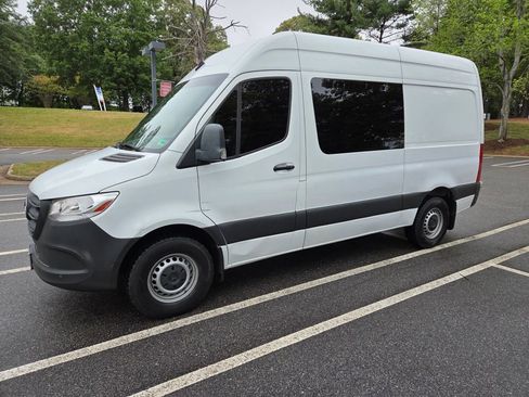 Used 2022 Mercedes-Benz Sprinter 2500 image 1