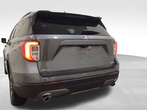 Used 2023 Ford Explorer XLT w/ Equipment Group 202A image 18