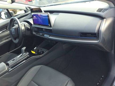 Used 2024 Toyota Prius Limited w/ Limited Premium Package image 22