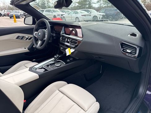 New 2026 BMW Z4 sDrive30i w/ Convenience Package image 24