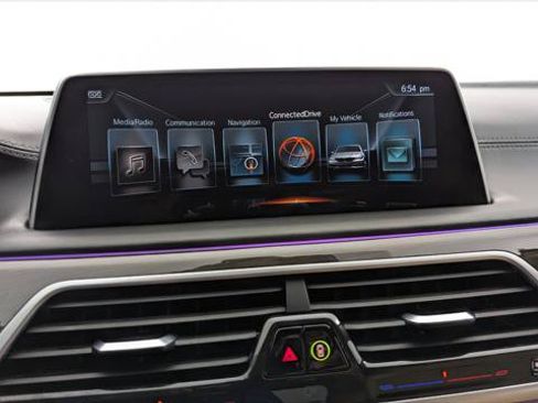 Used 2017 BMW 740i RWD image 26