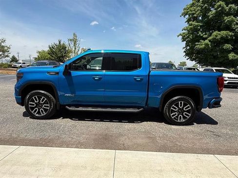 Used 2023 GMC Sierra 1500 AT4 w/ AT4 Preferred Package AWD/4WD image 6