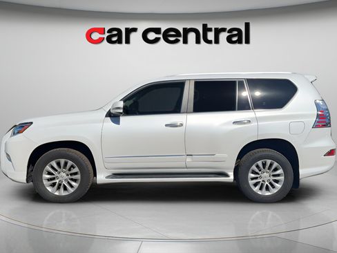 Used 2017 Lexus GX 460 Premium AWD/4WD image 2