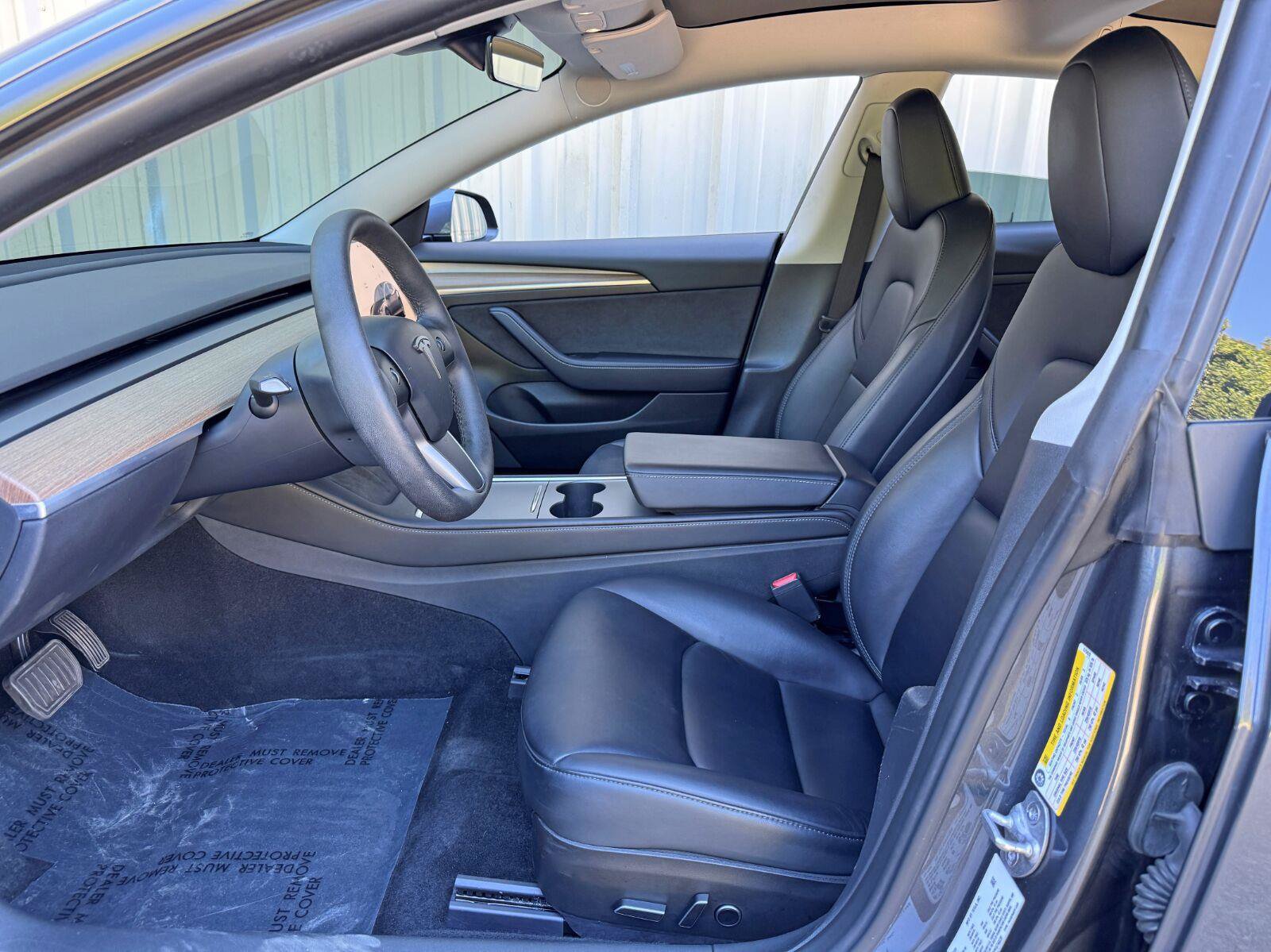 Used 2023 Tesla Model 3 Standard Range RWD image 17