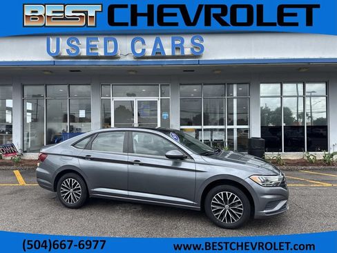 Used 2020 Volkswagen Jetta SE FWD image 1