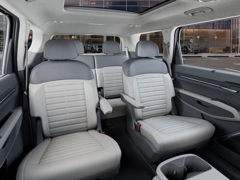 New 2026 Kia EV9 Land AWD/4WD image 16