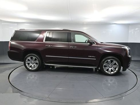 Used 2017 GMC Yukon XL Denali w/ Open Road Package image 4