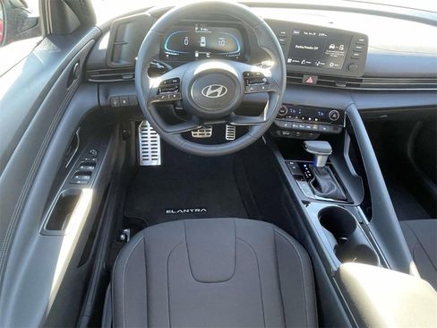 New 2026 Hyundai Elantra SEL Sport image 11