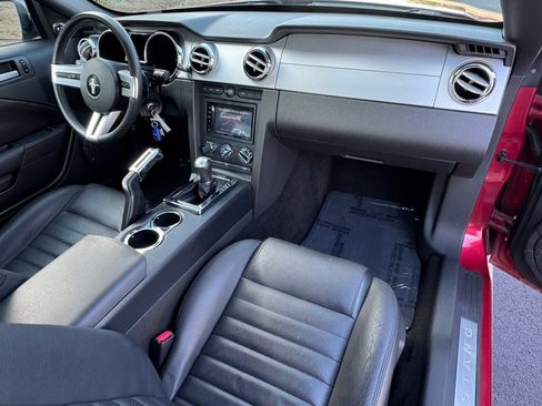 Used 2006 Ford Mustang GT image 19
