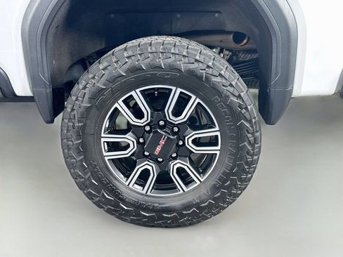 Used 2022 GMC Sierra 2500 AT4 w/ Gooseneck/5TH Wheel Package AWD/4WD image 35