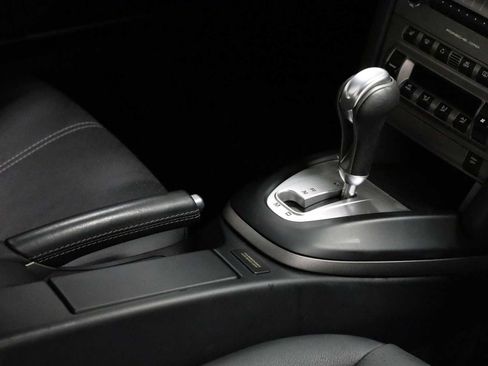 Used 2008 Porsche Cayman RWD image 19