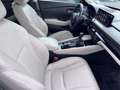 Certified 2025 Honda Accord EX-L image 14