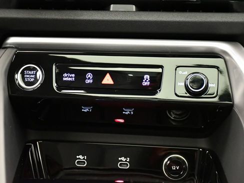 Used 2025 Audi Q5 Premium Plus w/ Premium Plus image 27