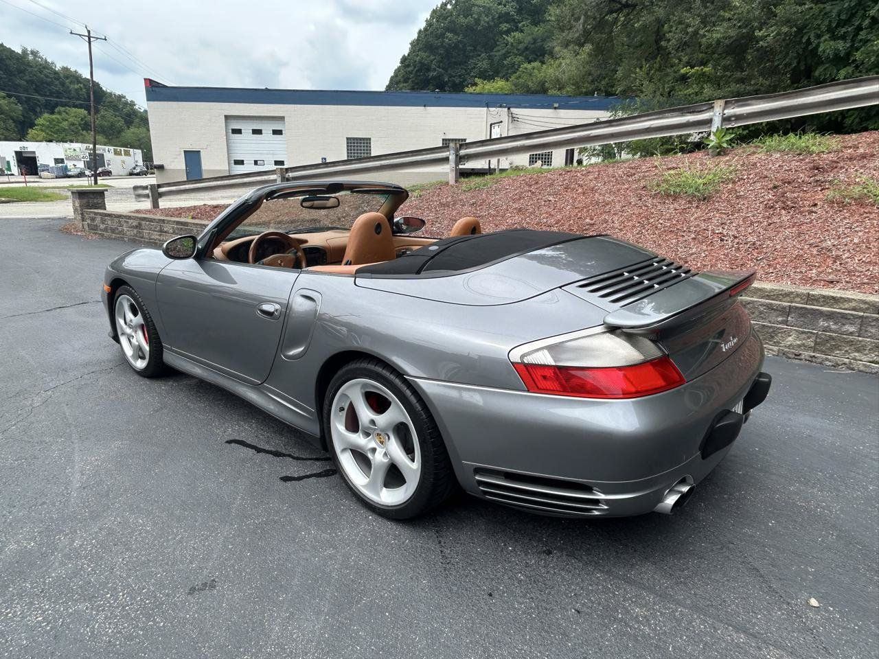 Used 2004 Porsche 911 Turbo AWD/4WD image 4