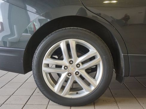 Used 2018 Chevrolet Equinox Premier AWD/4WD image 34