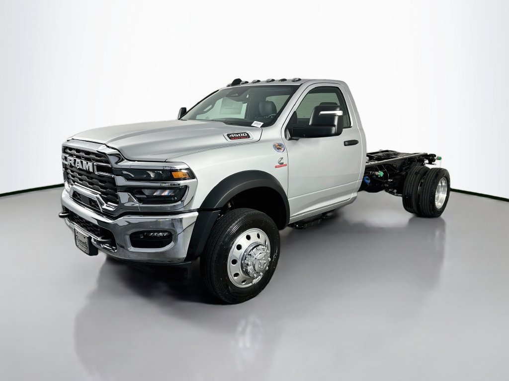 New 2026 RAM 4500 Tradesman w/ Chrome Appearance Group RWD image 3