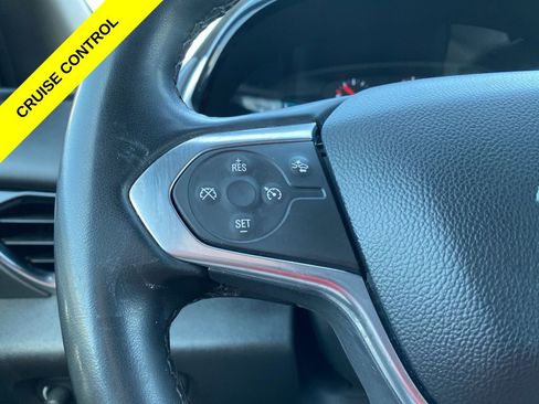 Used 2023 Chevrolet Traverse LT FWD image 13