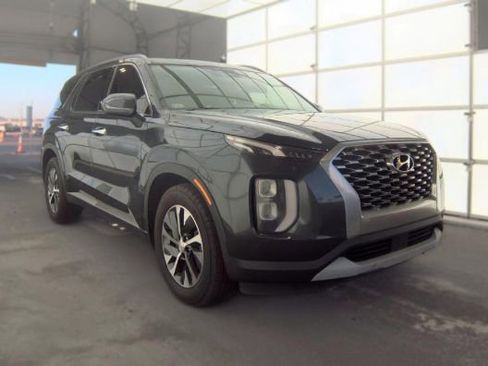 Used 2020 Hyundai Palisade SEL FWD image 2