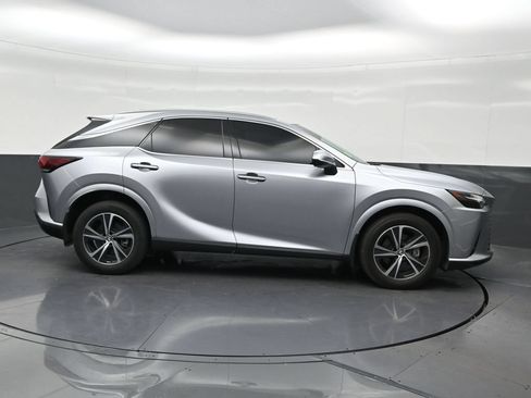 Used 2023 Lexus RX 350 Premium w/ Cold Area Package FWD image 7