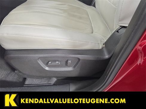 Used 2013 Chevrolet Captiva Sport LTZ image 16