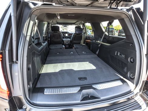 Used 2024 GMC Yukon XL Denali Ultimate AWD/4WD image 37