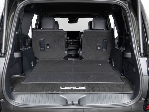 Used 2025 Lexus GX 550 image 21