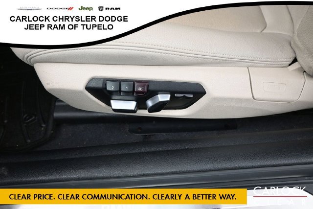 Used 2019 BMW 230i xDrive Convertible AWD/4WD image 15