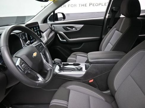 Used 2024 Chevrolet Blazer LT w/ Convenience Package FWD image 16