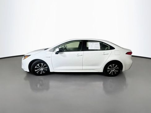 Used 2020 Toyota Corolla LE FWD image 5