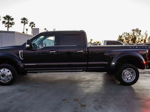 Used 2022 Ford F450 Limited w/ FX4 Off-Road Package image 13