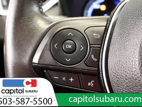 Used 2019 Toyota RAV4 Limited image 18