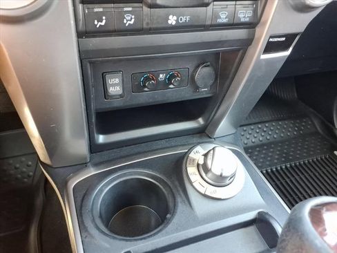 Used 2017 Toyota 4Runner Limited AWD/4WD image 26